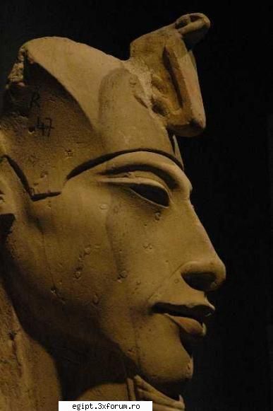 faraonii deci chiar stiu cine dar banuiesc ramses are cap